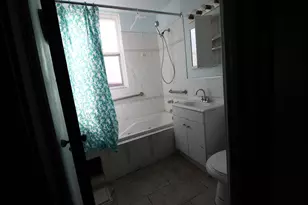 7828 S Peoria St, Chicago, IL 60620 - Photo 18