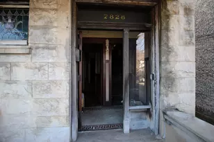 7828 S Peoria St, Chicago, IL 60620 - Photo 4