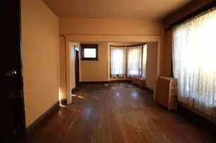 7828 S Peoria St, Chicago, IL 60620 - Photo 6