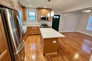 2308 W Farwell Ave, Chicago, IL 60645 - Photo 14