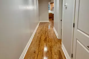 2308 W Farwell Ave, Chicago, IL 60645 - Photo 10