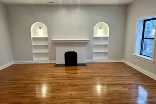 2308 W Farwell Ave, Chicago, IL 60645 - Photo 2