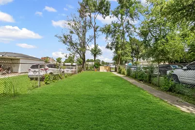 4704 W Monroe Street #1, Chicago, IL 60644 - Photo 20