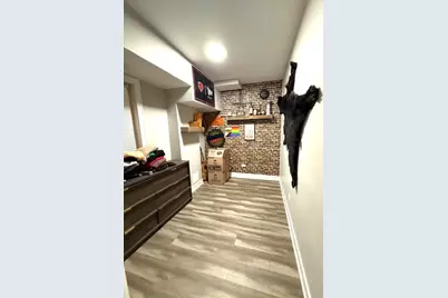 2115 W Barry Avenue #CH, Chicago, IL 60618 - Photo 10