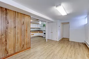 512 Porter St, Lemont, IL 60439 - Photo 6