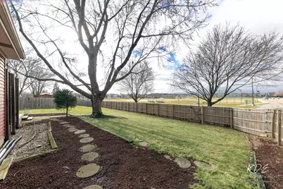 333 Pearson Circle, Naperville, IL 60563 - Photo 34