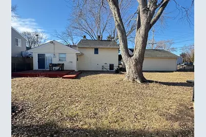 1115 Lotus Drive, Round Lake Beach, IL 60073 - Photo 14