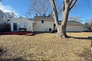 1115 Lotus Dr, Round Lake Beach, IL 60073 - Photo 14