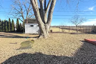 1115 Lotus Dr, Round Lake Beach, IL 60073 - Photo 32