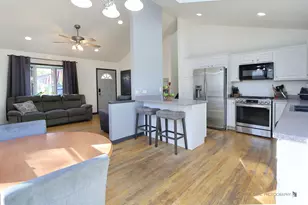 269 Lakewood Dr, Antioch, IL 60002 - Photo 6