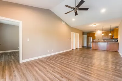 2368 Concord Drive #2368, Sycamore, IL 60178 - Photo 10