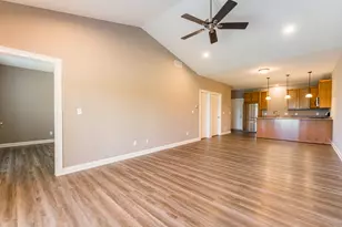 2368 Concord Dr, Sycamore, IL 60178 - Photo 10