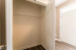 2368 Concord Dr, Sycamore, IL 60178 - Photo 4