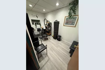 318 E 95th Street, Chicago, IL 60619 - Photo 2
