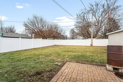 303 Spruce Street, North Aurora, IL 60542 - Photo 22