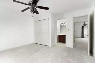 3388 Sanctuary Dr, Elgin, IL 60124 - Photo 12