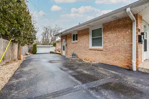 1595 N McKinley Rd, Lake Forest, IL 60045 - Photo 24