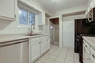 1595 N McKinley Rd, Lake Forest, IL 60045 - Photo 12