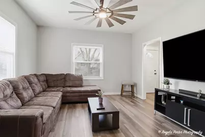 3011 Emmaus Avenue, Zion, IL 60099 - Photo 4