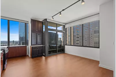 235 W Van Buren Street #3315, Chicago, IL 60607 - Photo 2