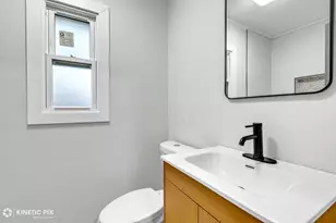 124 Nauvoo St, Park Forest, IL 60466 - Photo 12