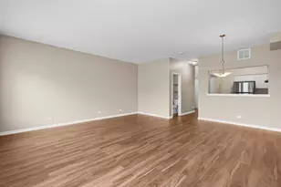 1889 Stoneheather Ave, Aurora, IL 60503 - Photo 10