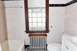 141 W 124th St, Chicago, IL 60628 - Photo 12