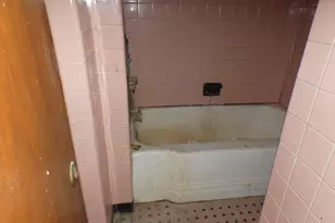 7842 S Seeley Ave, Chicago, IL 60620 - Photo 20