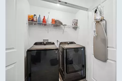1034 Atterberg Road, South Elgin, IL 60177 - Photo 8
