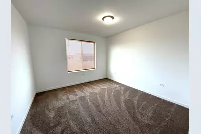 1123 Gillespie Lane #1123, Yorkville, IL 60560 - Photo 8