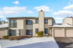 6318 Prideham St, Downers Grove, IL 60516 - Photo 1