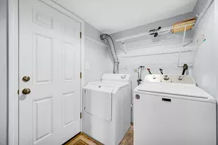 6318 Prideham St, Downers Grove, IL 60516 - Photo 18