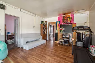 17073 Shea Ave, Hazel Crest, IL 60429 - Photo 4