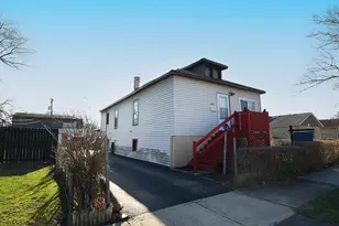 17073 Shea Ave, Hazel Crest, IL 60429 - Photo 2