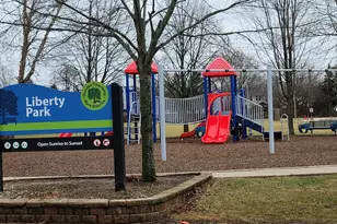 5716 Breezeland Rd, Carpentersville, IL 60110 - Photo 68