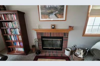 5716 Breezeland Road, Carpentersville, IL 60110 - Photo 16