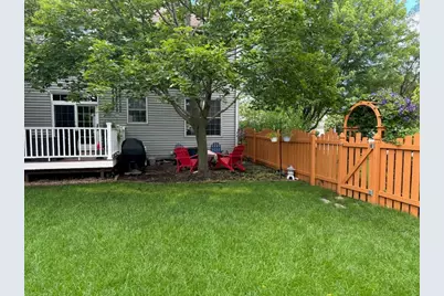 5716 Breezeland Road, Carpentersville, IL 60110 - Photo 64