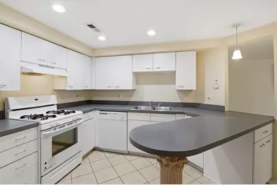 6337 Roosevelt Road #114, Berwyn, IL 60402 - Photo 6