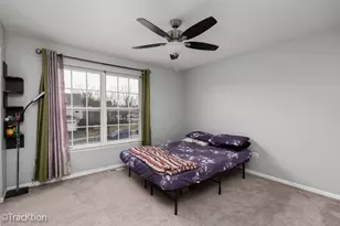 449 Vaughn Cir, Aurora, IL 60502 - Photo 10