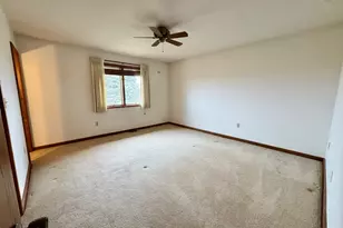 304 Staley Dr, Leroy, IL 61752 - Photo 26