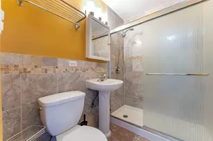 1625 Howard St, Evanston, IL 60202 - Photo 16