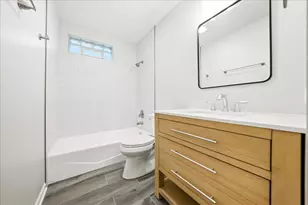 1022 Whitebridge Ln, Hanover Park, IL 60133 - Photo 10