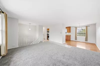 1022 White Bridge Lane, Hanover Park, IL 60133 - Photo 2