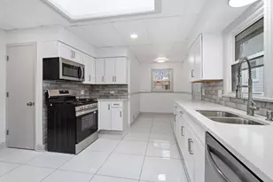 851 S Greenwood Ave, Kankakee, IL 60901 - Photo 8