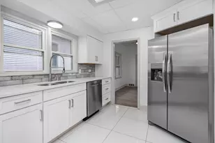 851 S Greenwood Ave, Kankakee, IL 60901 - Photo 10