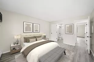 2710 Northcreek Dr, Woodridge, IL 60517 - Photo 10