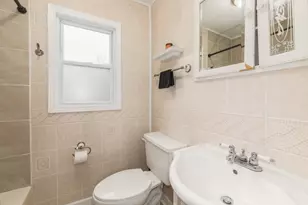 307 E Main Street Rd, Cary, IL 60013 - Photo 16