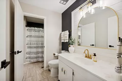 7030 Park Lane Court #101, Woodridge, IL 60517 - Photo 8