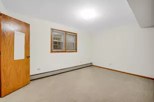 5324 S Long Ave, Chicago, IL 60638 - Photo 8