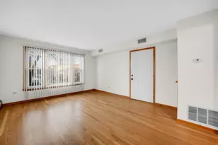 5324 S Long Ave, Chicago, IL 60638 - Photo 2